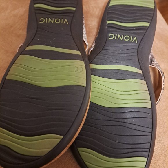 Vionic flip flop - Picture 3 of 3